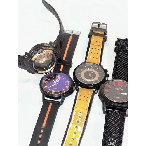 1081 - Watch x5 Incl Casio