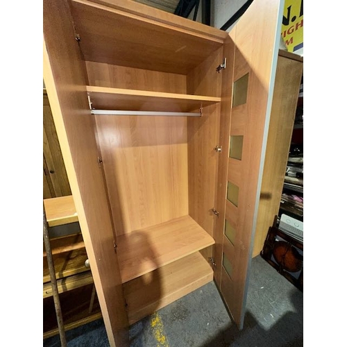 540 - Large 4 Door Wardrobe - Approx 6'2 x 6'11 x 1'11