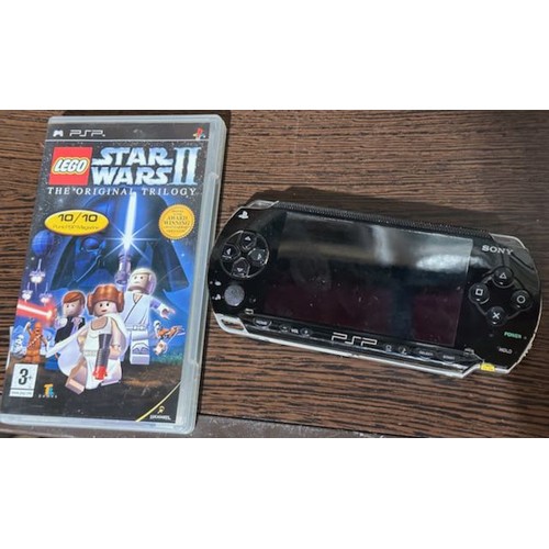 476A - Sony PSP + Lego Star Wars II Game