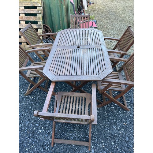 256A - Hardwood Garden Table With 6 Hardwood Foldable Armchairs