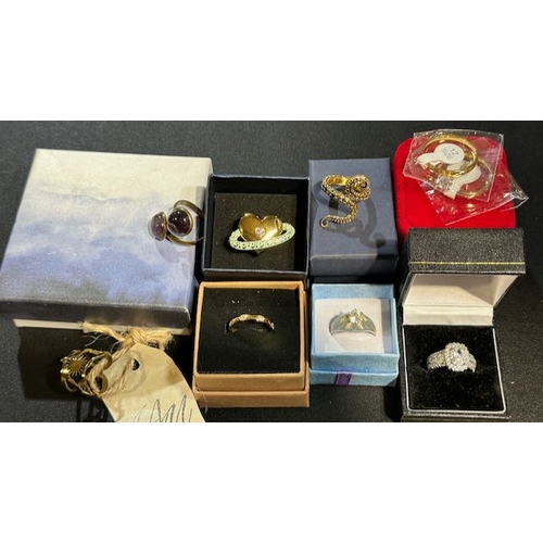 1130 - Collection of Dress Rings