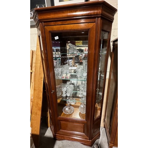 258 - Quality Glazed Mahogany Display Cabinet With Glass Shelves And Lights