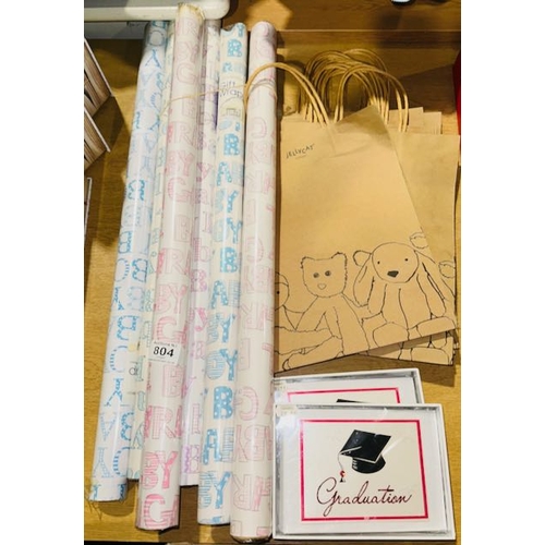 804 - 2x Graduation Photo Albums + Selection of Gift Wrap + Jelly Cat Gift Bags