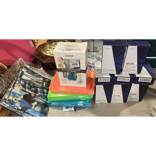 808 - 15 x Black Ink Cartridges + Face Cleaning Brush + Treasure Effect Album 4pc Set