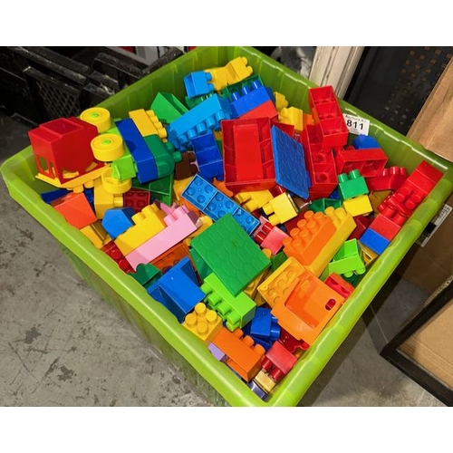 811 - Large Tub Of Mega Blocks