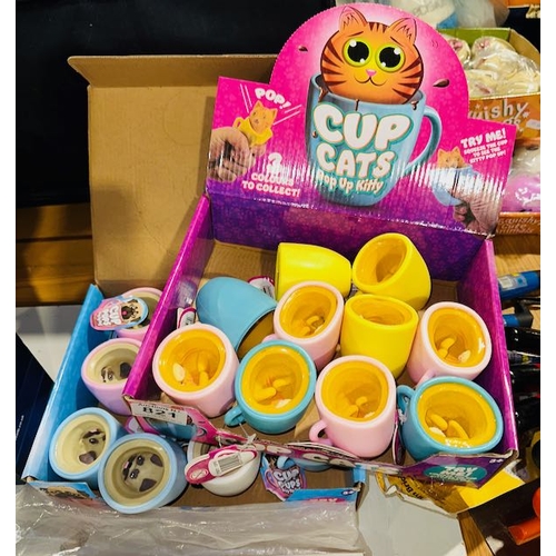 821 - Tray Of Cup Cats + Tray Of Cup Pups - Approx 20pcs