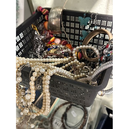 837 - Large Tub Of Jewellery Incl Vintage