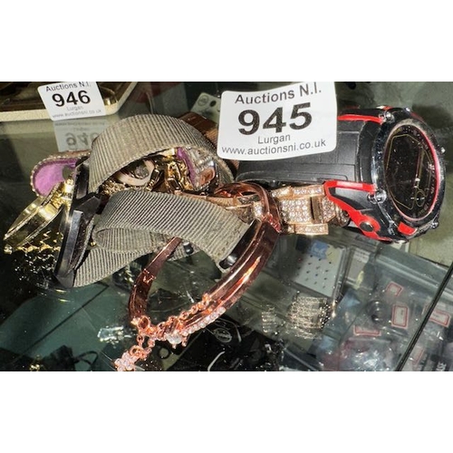 Lot 945       