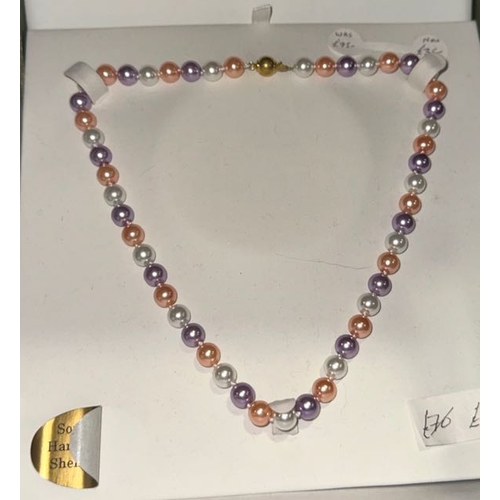 Lot 952       