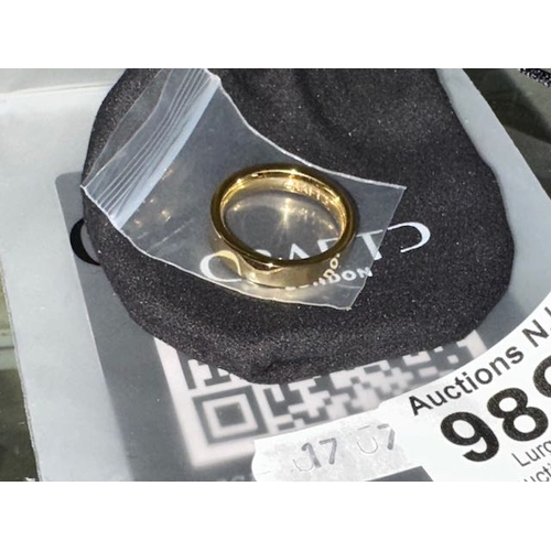 Lot 989       