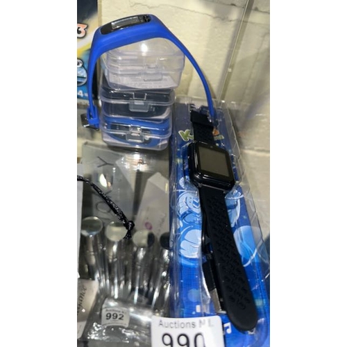 Lot 990       