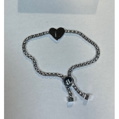 1140 - Abbott Lyon Personalised Heart Bracelet - Letter L