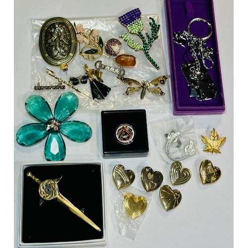 1180 - Collection of Brooches + Keychain