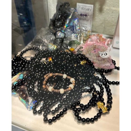 979 - Large Lot Of Beaded/Gemstone Jewellery