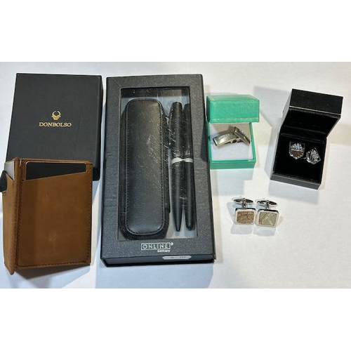 1057 - Donbolso Wallet, Fountain Pen + 3x Pairs of Cufflinks