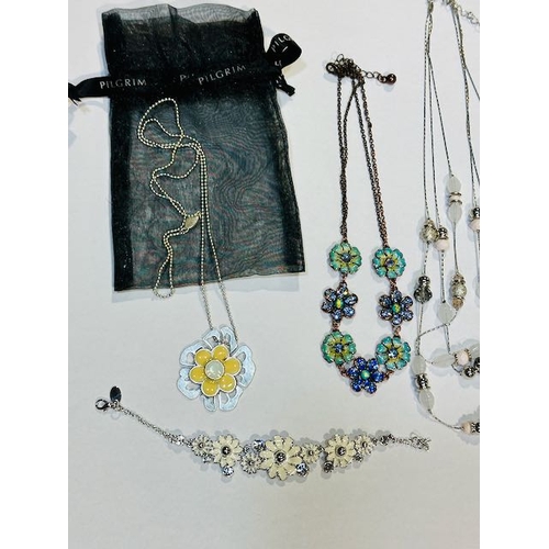 1059 - Collection of Jewellery Incl Pligrim