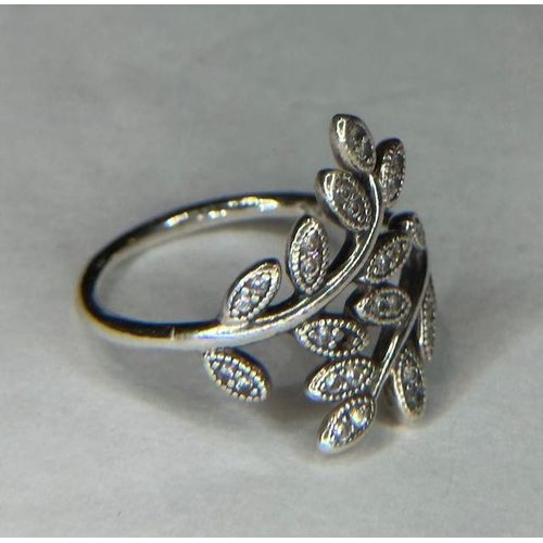 1169 - Pandora Shimmering Leaves Ring (1 Stone Missing)