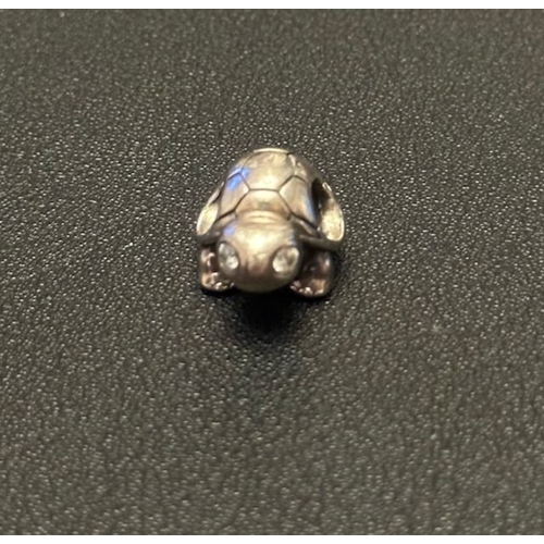 1086 - Pandora Bright Eyed Turtle Charm