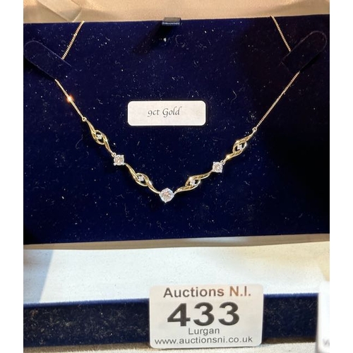 433 - Beautiful 9ct Gold Necklace