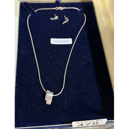 478 - Silver Necklace & Earring Set