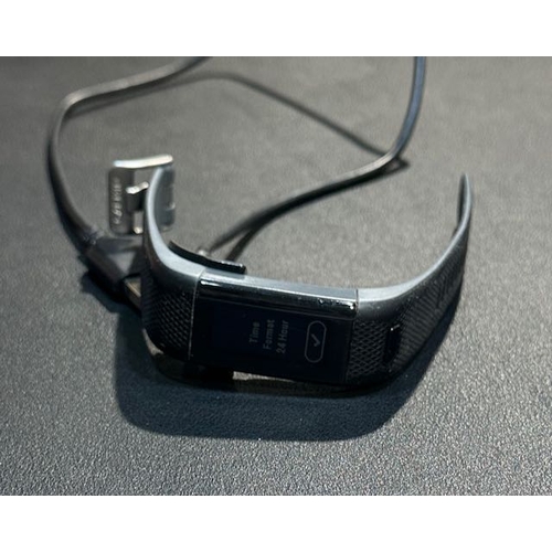 1050 - Garmin Vivo Smart Watch & Charger