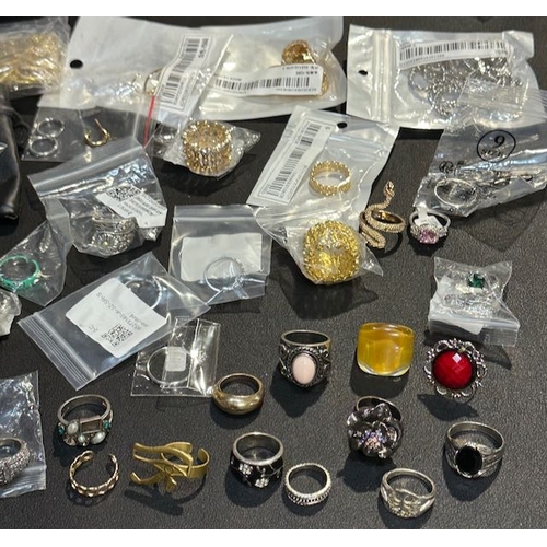 983 - Large Collection of Dress Rings & Earrings