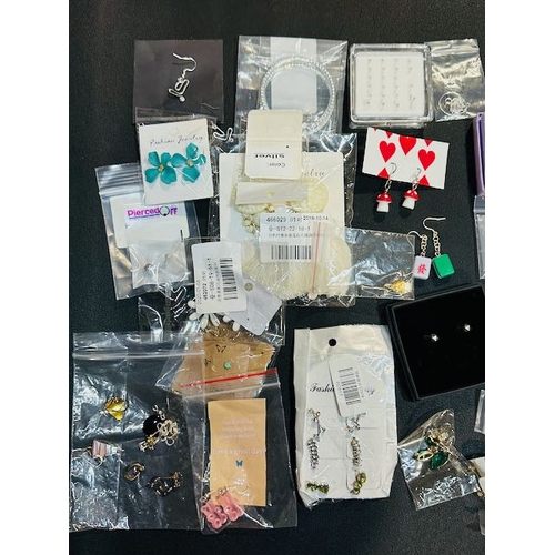 1013 - Collection of Earrings Etc