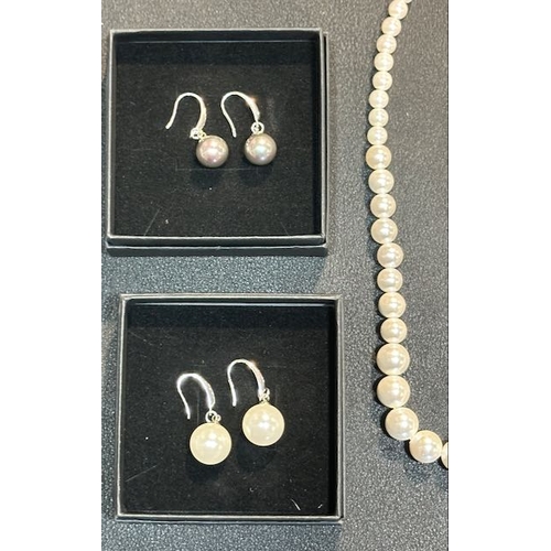 1030 - 2 Pairs Of Silver Dress Pearl Earrings + 2 Necklaces