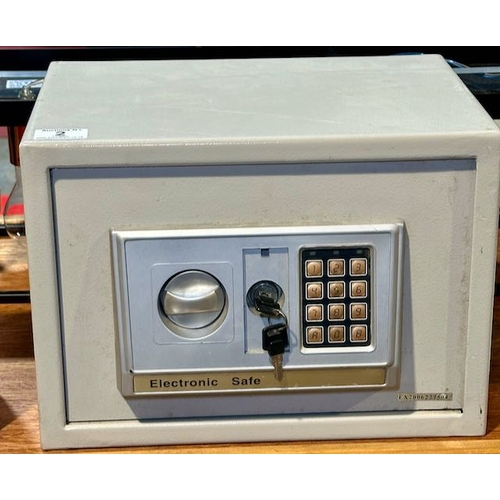 2 - Electronic Safe With Key/Combi