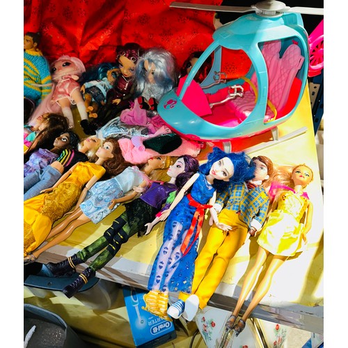 389A - Large Collection of Barbies, Rainbow High Dolls, Kens, Descendants Dolls, Barbie Jeep, Barbie Helico... 