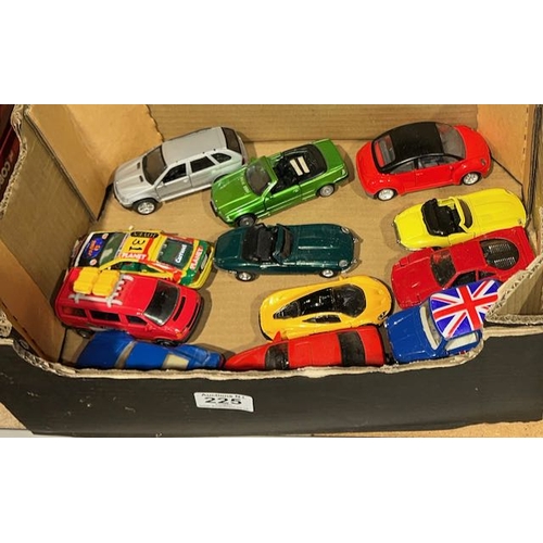 225 - Approx 12 x Die Cast Models Incl Welly