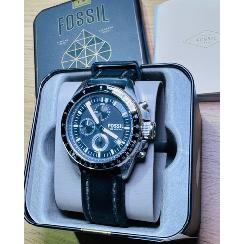 415 - Fossil 10 ATM CH2573 Watch in Original Tin with Book