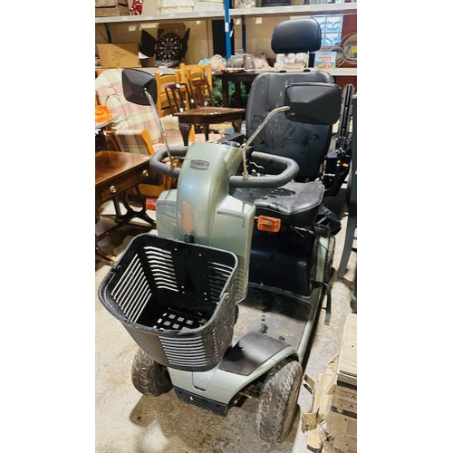 327B - Colt Deluxe 2.0 Mobility Scooter with Basket, Charger, Spare Mirror & Trailer