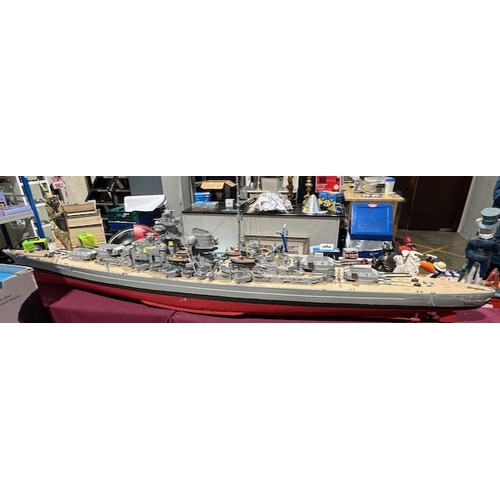 115 - Large Model Battleship - Approx 4'2