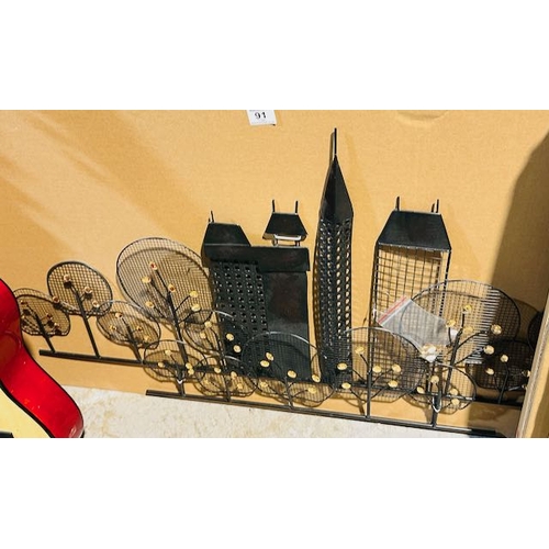 91 - 5 x  Large Boxed City Skyline Wall Art (2050255)