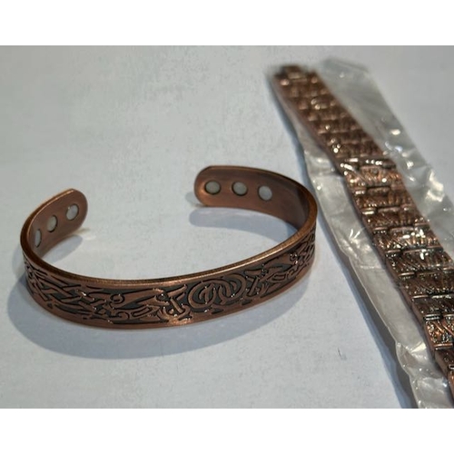 1033 - 2 x Coppertone Magnetic Bracelets