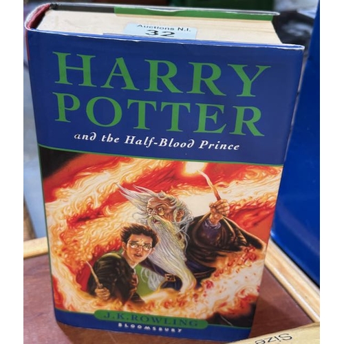 32 - Harry Potter And The Half Blood Prince First Edition With Misprint - Pg 99 11 Outstanding Owls