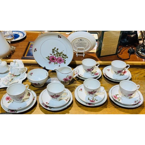 170 - Ornate Pink Floral Polish Teaset