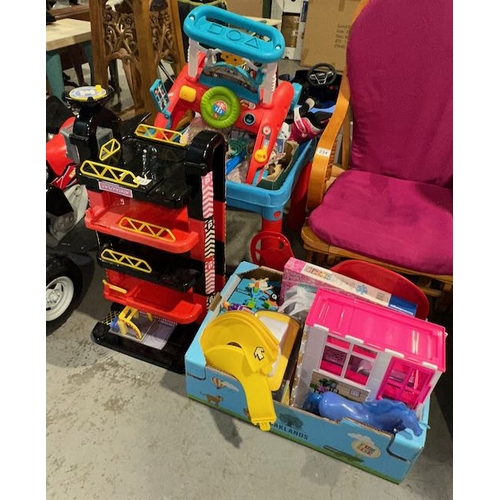 233 - Large Lot Of Kids Toys Incl Sand Pit Etc