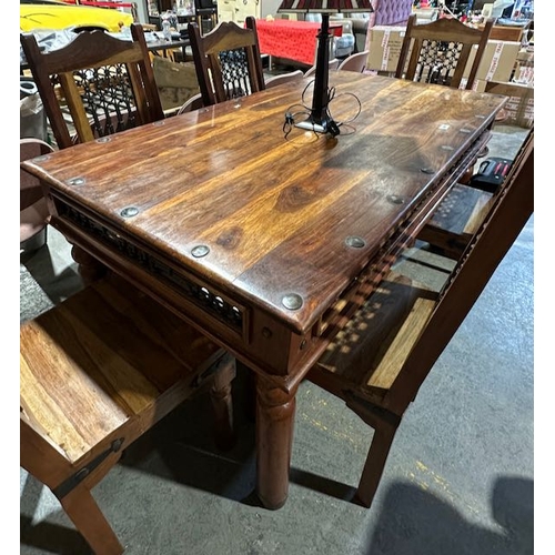 299 - Large Solid Heavy Indian Oak Dining Table & 6 Chairs