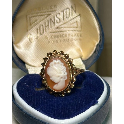 363 - Vintage 9ct Cameo Ring