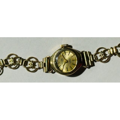 356 - Beautiful Vintage Reo-Gran Watch on 9ct Bracelet