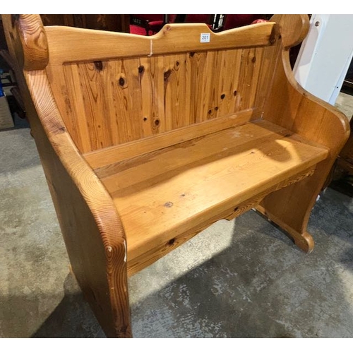 201 - Heavy Pine Pew