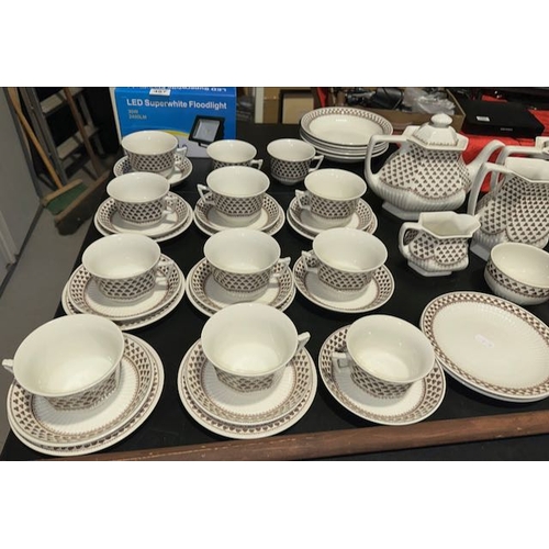 486 - Vintage Adams Ironstone Sharon Tea/Dinner Service - Approx 49pc