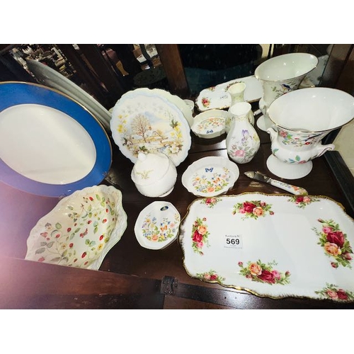 569 - Collectibles Incl Royal Albert Old Country Rose, Aynsley, Royal Doulton & Old Foley