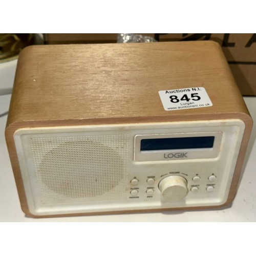 845 - Logik Radio - Dual Powered/No Powerlead Untested