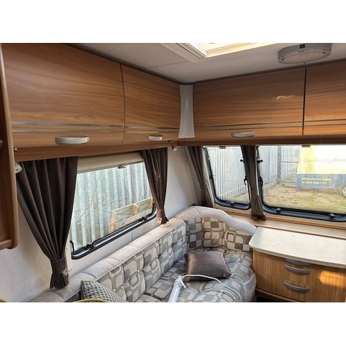 402A - Stellar Lunar 2 Berth Caravan - Comes With Owner Manuals & History