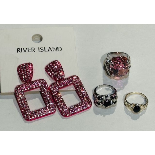 1085 - River Island Statement Earrings + 3x Statement Rings