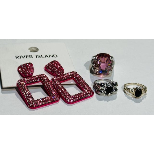 1085 - River Island Statement Earrings + 3x Statement Rings