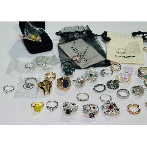 928 - Large Collection of Dress Rings